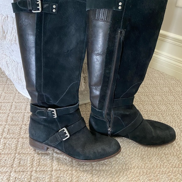 UGG size 8 Black boots - Picture 1 of 5